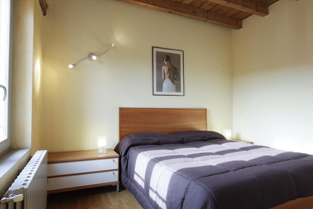 La Corte Antica Apartment Bergamo Cameră foto